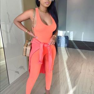 Minaa Monroe Easy Essential Cozy Collection